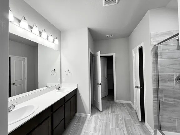 Building Photo - 3921 River Rock Ave