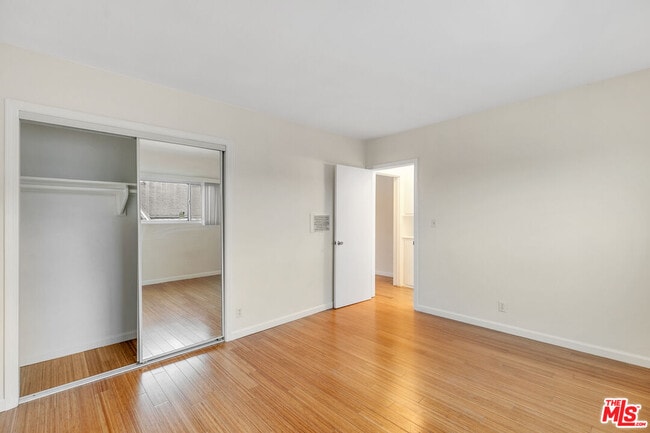 Building Photo - 2637 S Centinela Ave