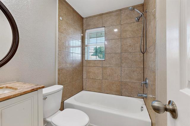 Building Photo - 4429 Oleander Trail