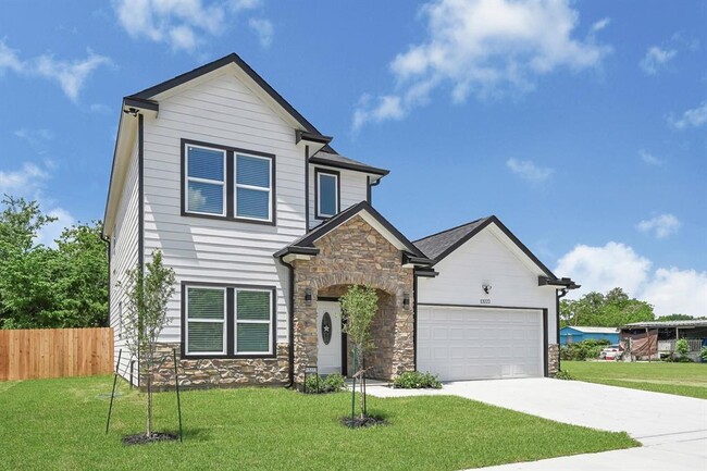 Building Photo - 13222 Donegal Way