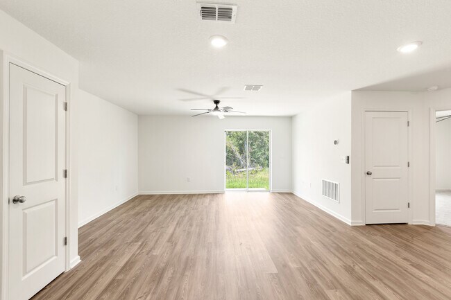Building Photo - 14241 SW 34th Terrace Rd