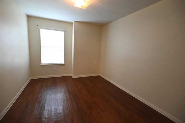 Building Photo - 15431 Bammel Oaks Ct