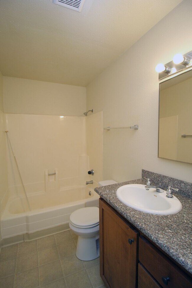 Building Photo - kaufg01