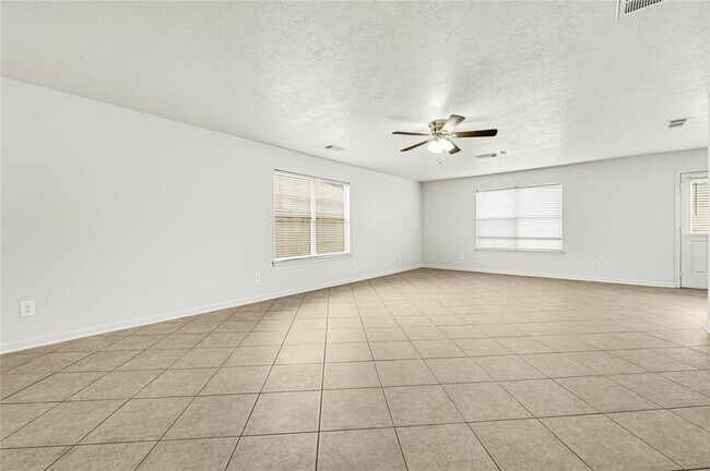 Building Photo - 21818 Westfield Ridge Dr