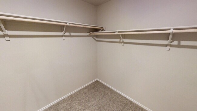 Building Photo - "Spacious 4-Bedroom Gem on Luella Drive – Your Perfect Killeen Retreat!"