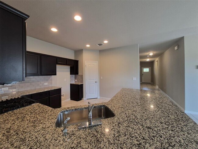 Building Photo - 3317 Burch Brook Cove