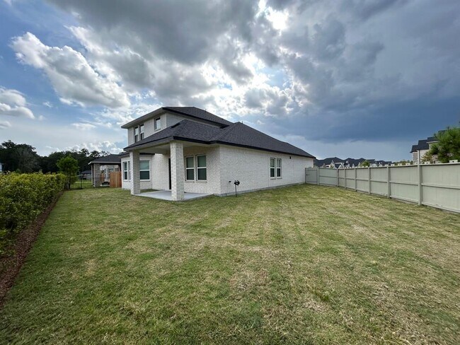 Building Photo - 17714 Rosette Grass Dr