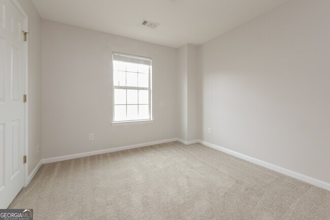 Building Photo - 408 Parkside Way