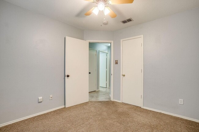 Building Photo - Great Rental in Marine Creek Heights- 3 Bed, 2 Bath- Eagle Mountain Saginaw ISD- 76135