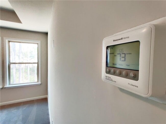 Building Photo - 331 Mahone Dr