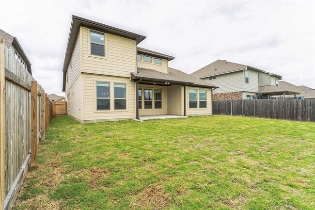 Building Photo - 4425 Shady Hl Ln