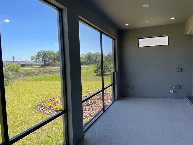 Building Photo - 6119 Maidenstone Way