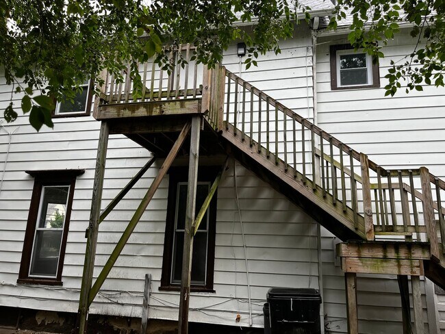 Building Photo - 362 Furnace St