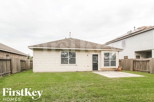 Building Photo - 12911 Pine Meadows St