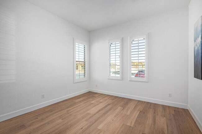 Building Photo - Luxury Rental in Queen Creek - Try Before You Buy