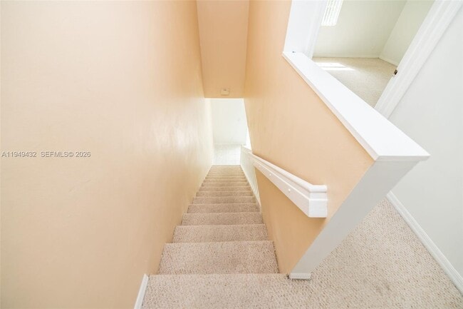 Building Photo - 1911 Madeira Dr