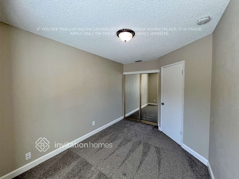 Building Photo - 2272 Sandcastle Way