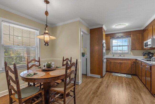 Building Photo - 5 Coleman Park Cir