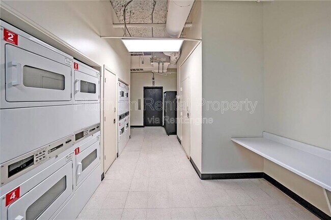 Building Photo - 20 Marietta St NW