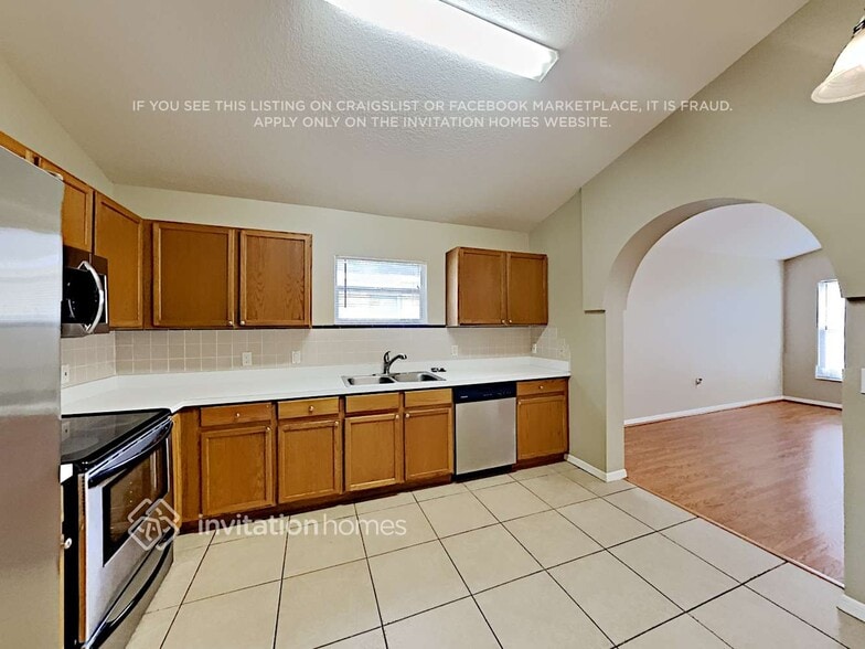 Building Photo - 10210 Merrimac Manor Dr