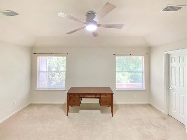 Building Photo - 54 Alderon Woods Pl