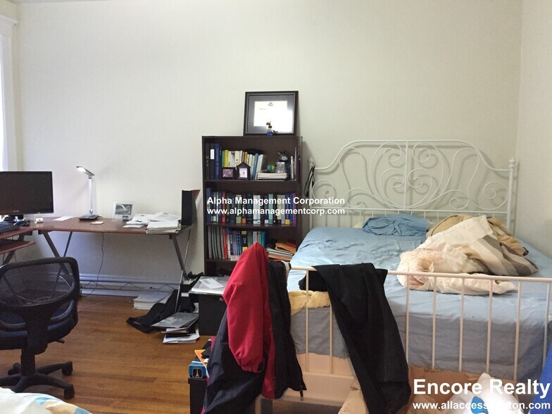 Building Photo - 17-19 Washington St. Unit 507