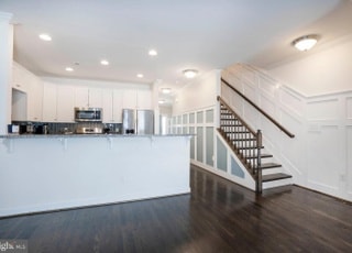Building Photo - 226 Mingo Way