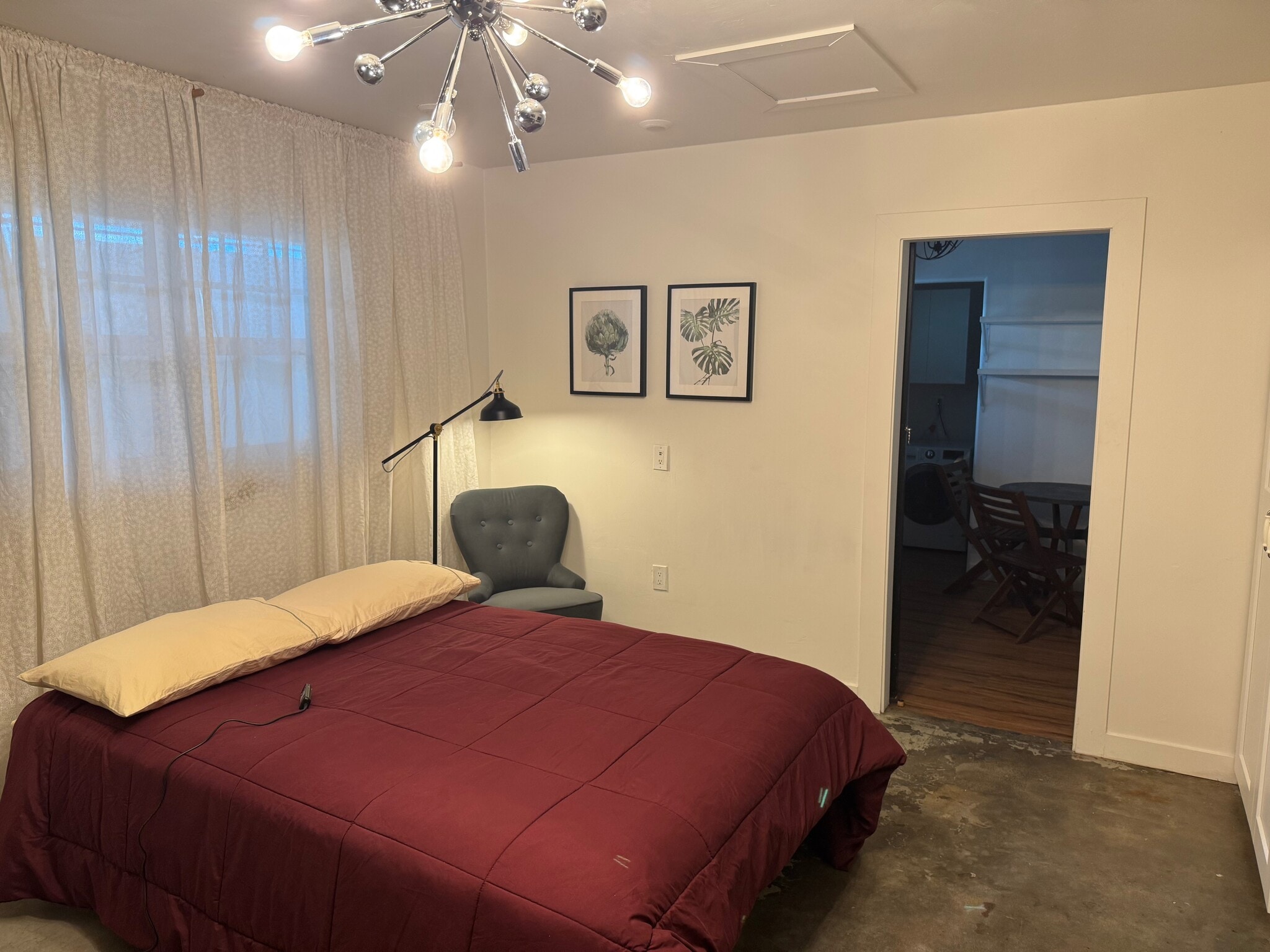 Building Photo - 1925 E Brill St