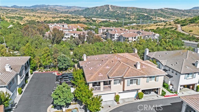 Building Photo - 12 Calle Viveza