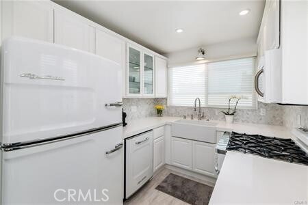 Building Photo - 577 Ramona Ave