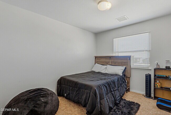 Building Photo - 14668 Oldenberg Ct