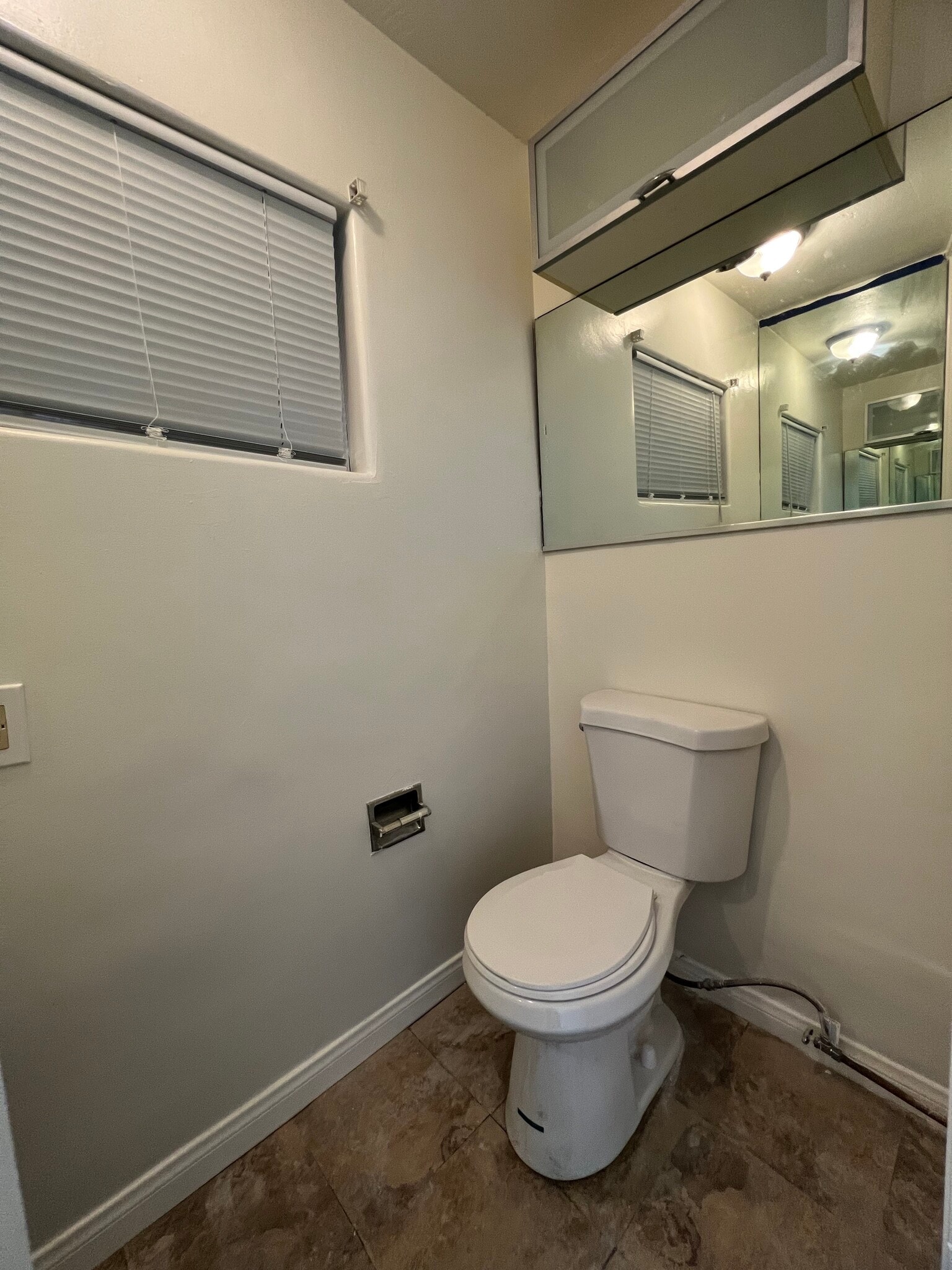 Master bedroom 1/2 bath - 8731 Colbath Ave