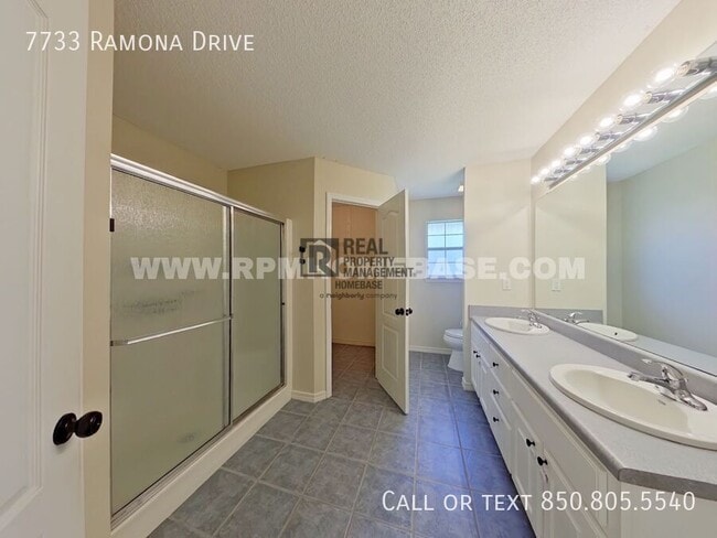 Building Photo - 7733 Ramona Dr