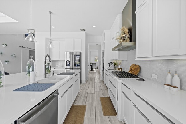 Building Photo - 27506 Gardenview Point Ct