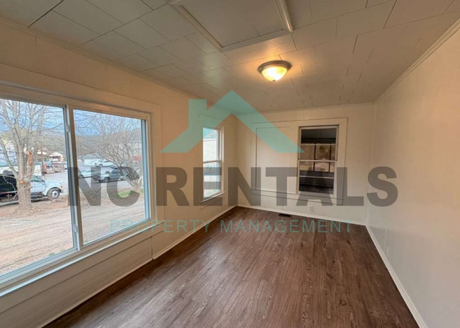 Building Photo - 113 S 2nd Ave