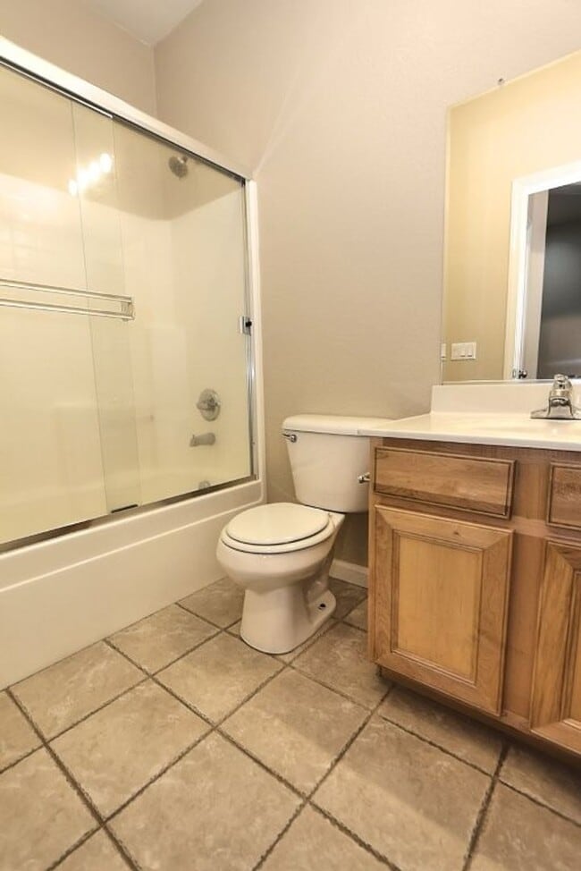 Building Photo - Beautiful 4 Bed 3 full bath Natomas Home!!