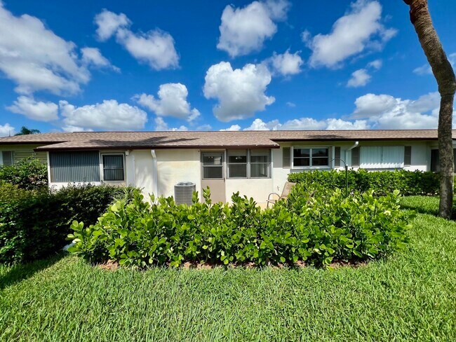 Building Photo - 2805 Crosley Dr E