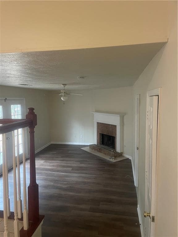 Building Photo - 4957 N Redan Cir