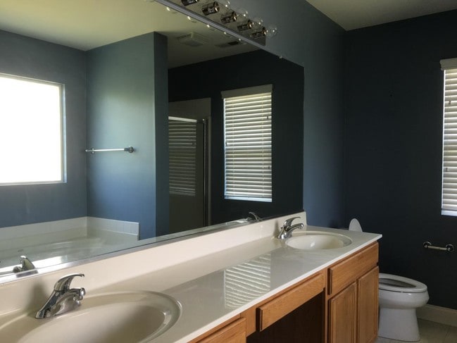 Master Bathroom View 1 - 2915 Atwood Rd