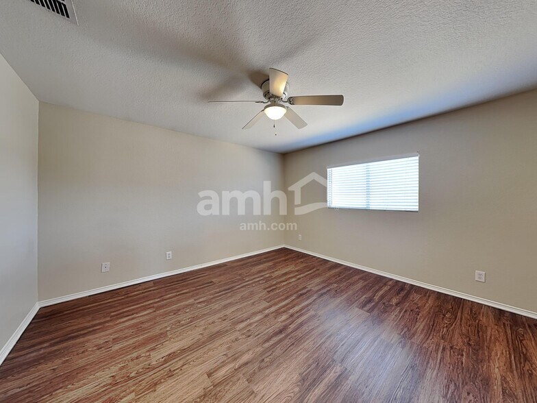 Building Photo - 12803 Salerno Way