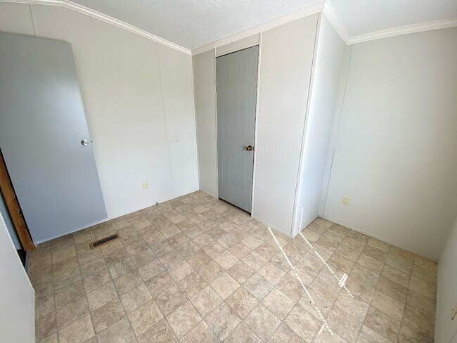 Building Photo - Convenient Bell City Rental | Just Minutes from the Helms Road LNG Park & Ride