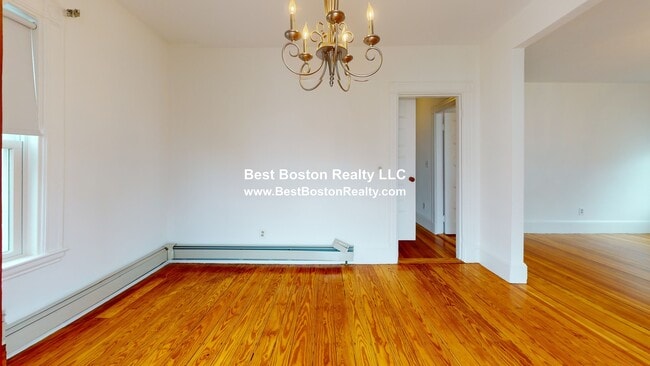 Building Photo - 66 Sagamore Ave