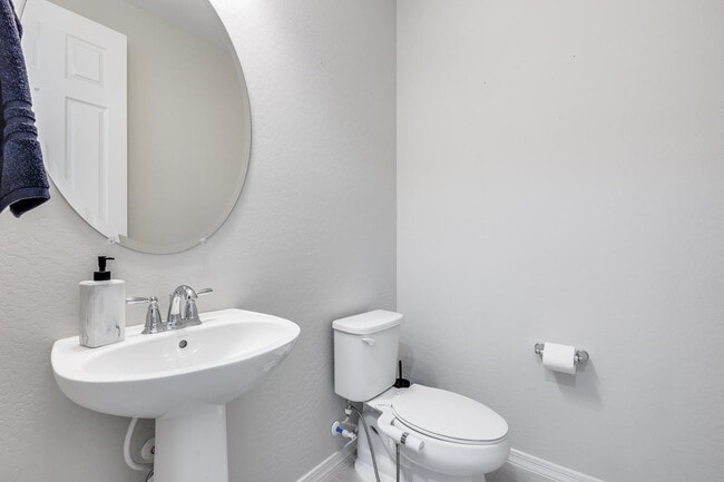 Building Photo - 7308 W Tombstone Trail