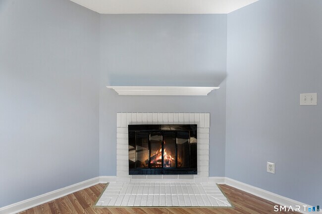 Building Photo - 124 Branca Ct