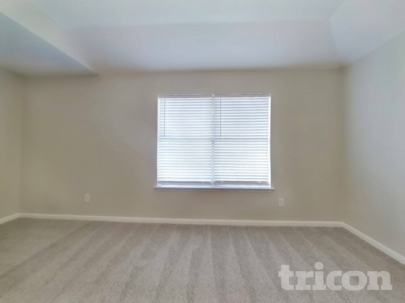 Building Photo - 14907 Englebrook Dr