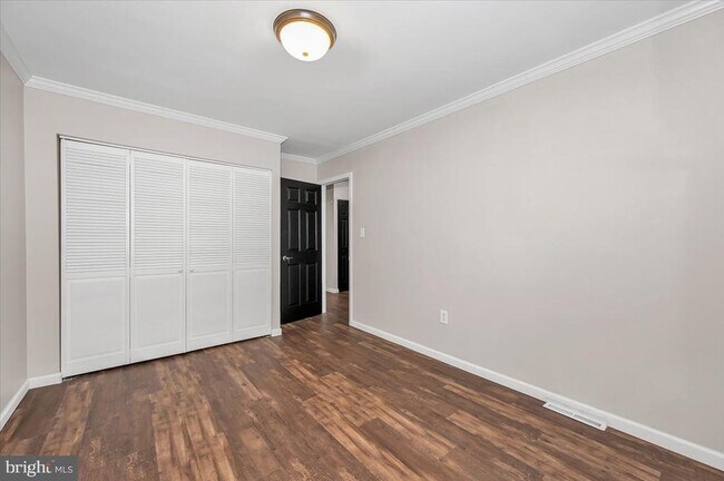 Building Photo - 140 Gold Kettle Dr