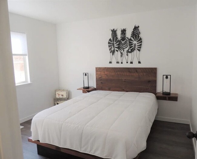 Building Photo - Beautiful 3 bed 2 bath home in the Haven Cove Subd just off Cherry Ln and N Ten Mile Rd