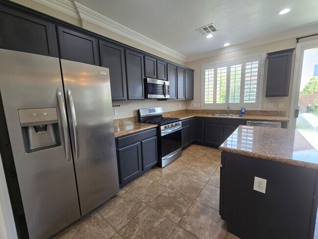 Building Photo - A Fabulous 3 Bedroom Home in South West Las Vegas