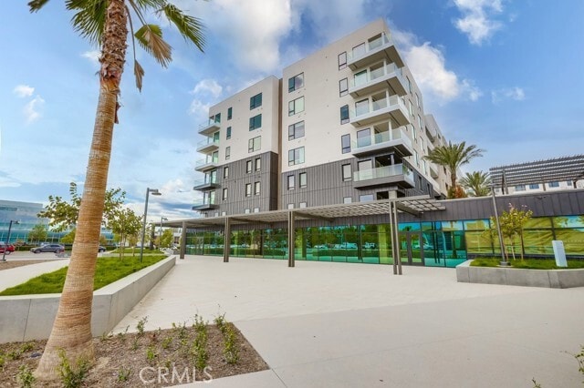 Building Photo - 3214 Rivington