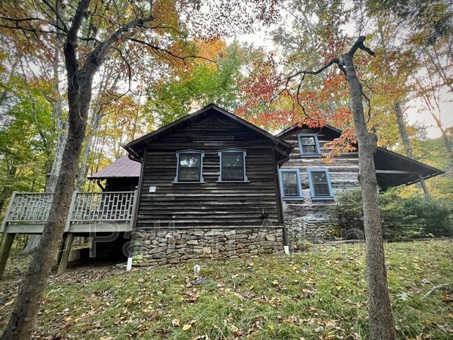 Building Photo - 575 Beaverdam Rd